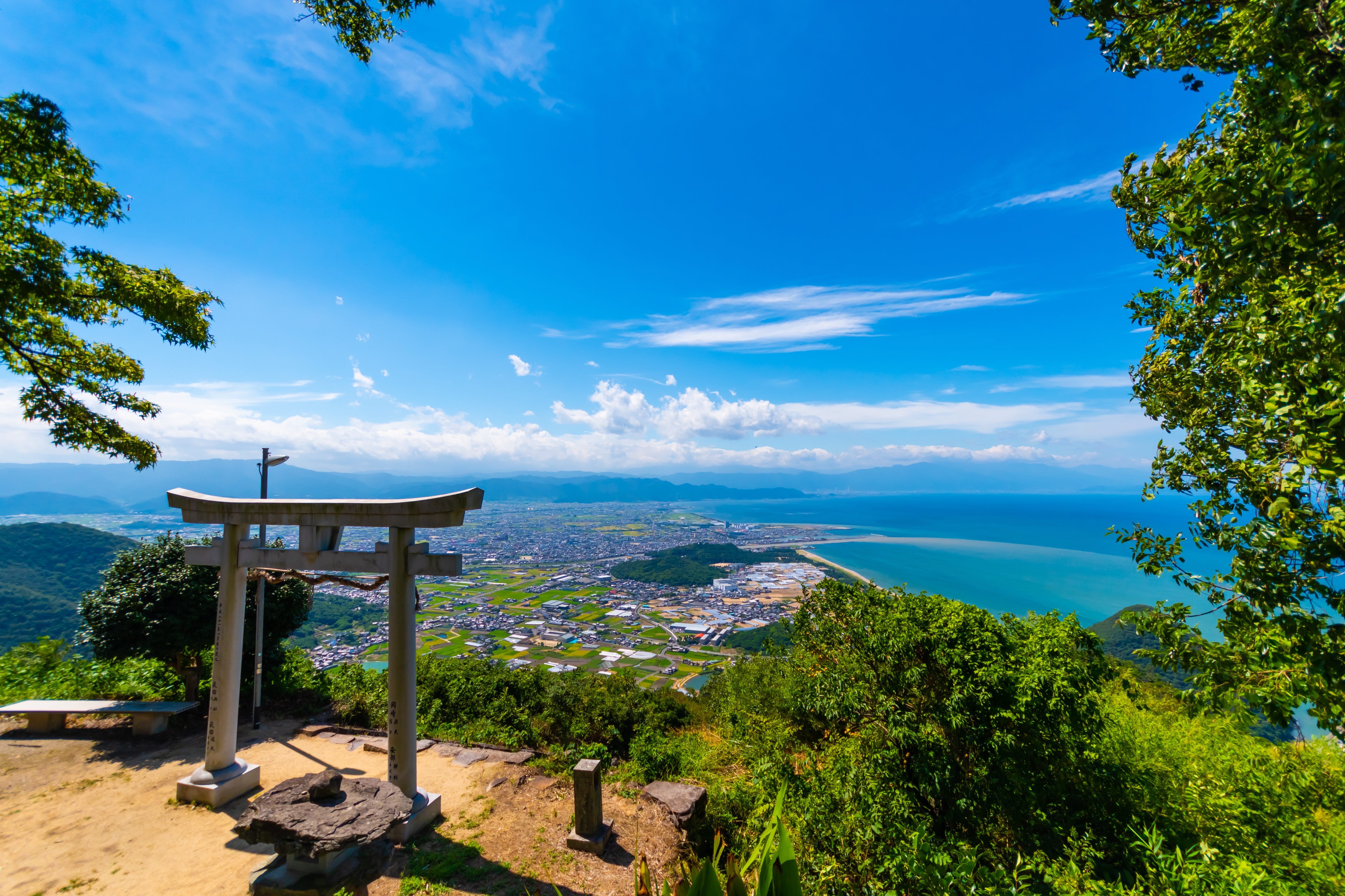 高屋神社(天空の鳥居)